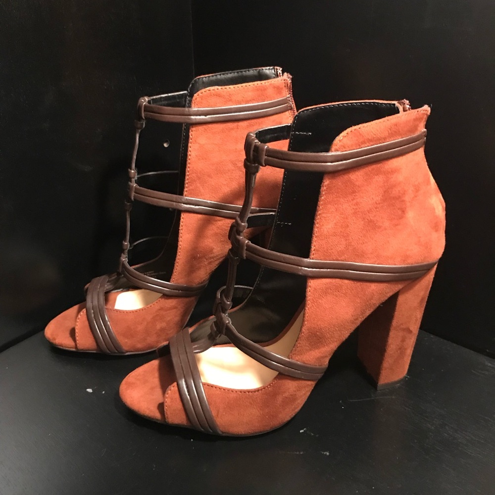 Brown bootie